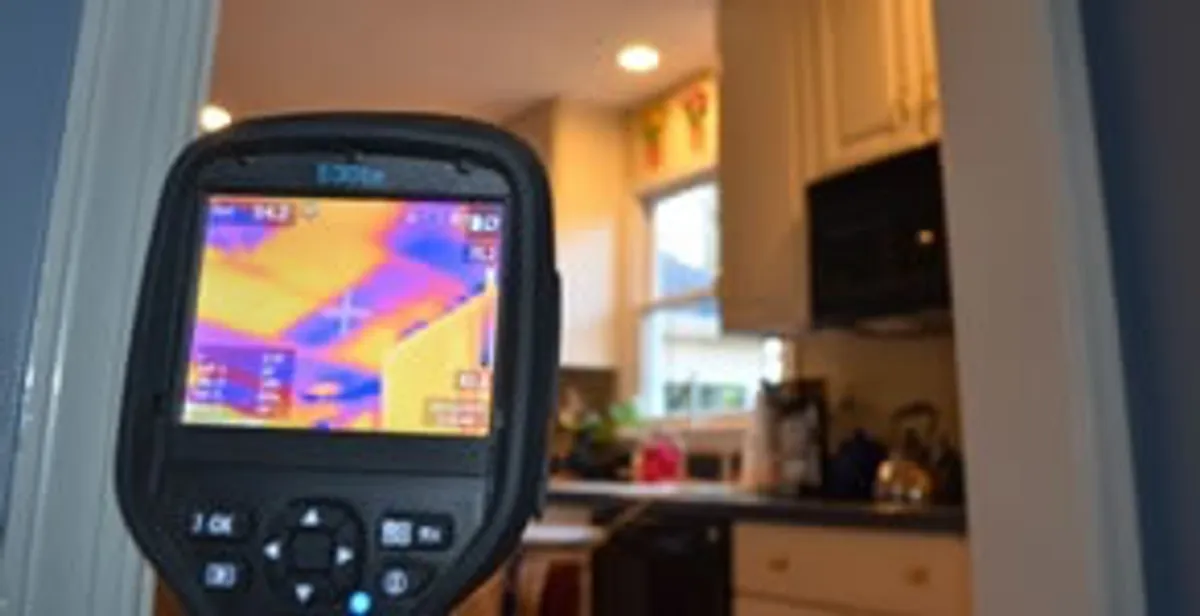 home energy audit service using thermal imaging to evaluate electrical efficiency inside a home in Saint Petersburg, FL